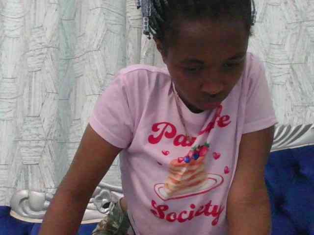 shanizz001 webcam