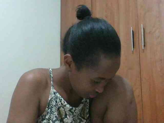 shanizz001 webcam