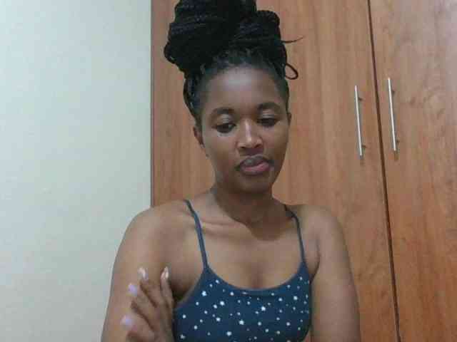 shanizz001 webcam