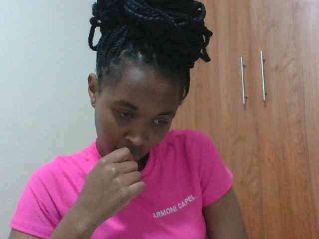 shanizz001 webcam