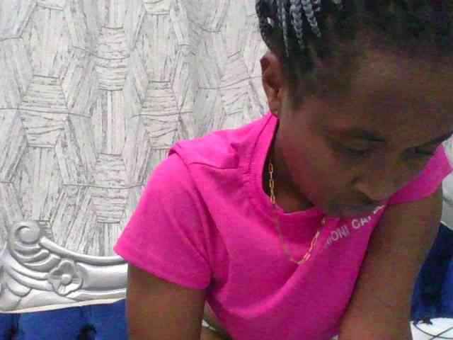 shanizz001 webcam