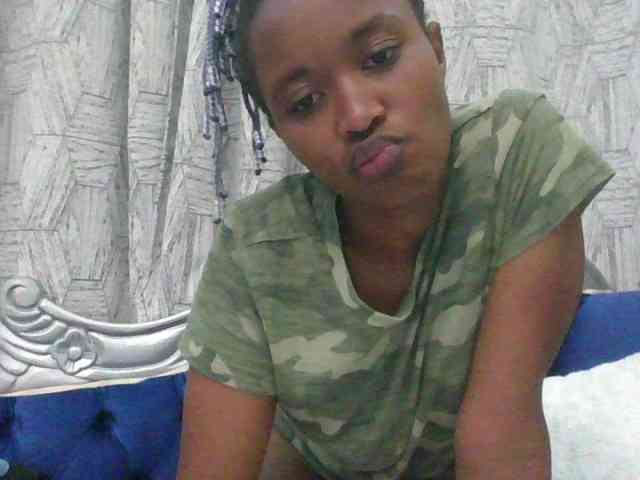 shanizz001 webcam