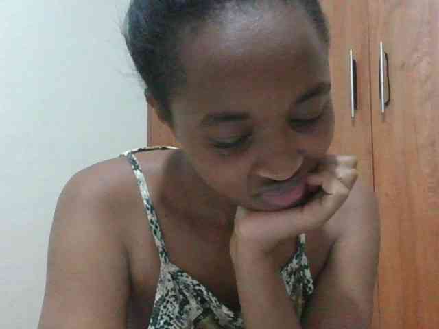 shanizz001 webcam