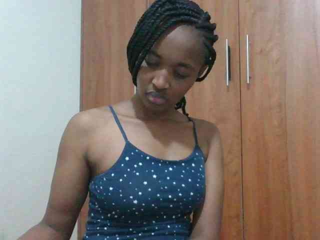 shanizz001 webcam
