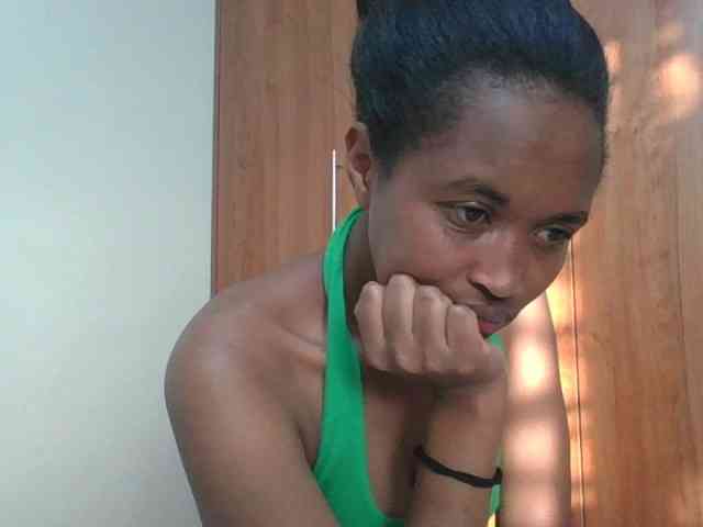 shanizz001 webcam