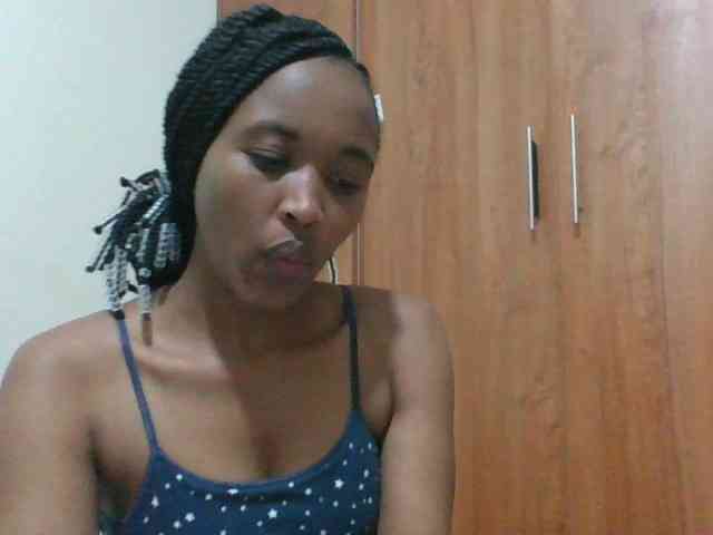 shanizz001 webcam