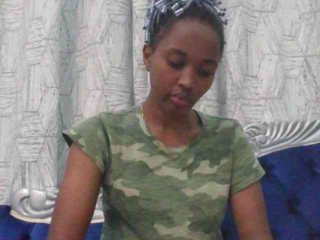 shanizz001 webcam