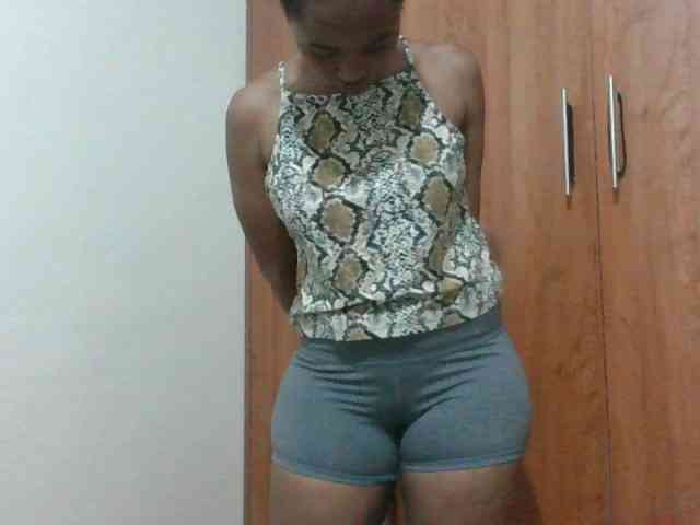 shanizz001 webcam