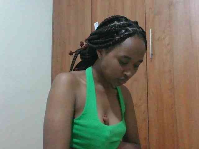 shanizz001 webcam
