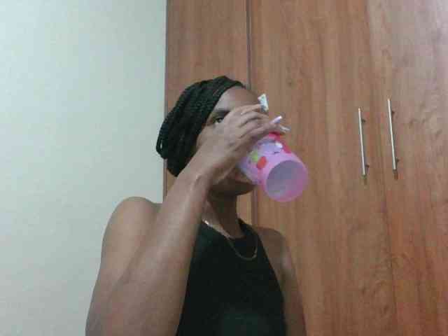 shanizz001 webcam