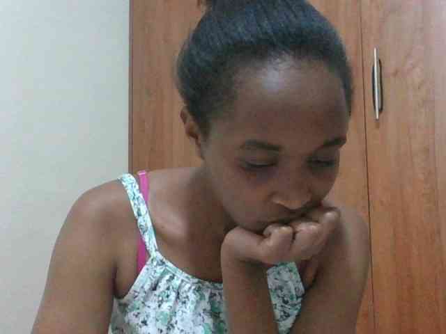 shanizz001 webcam