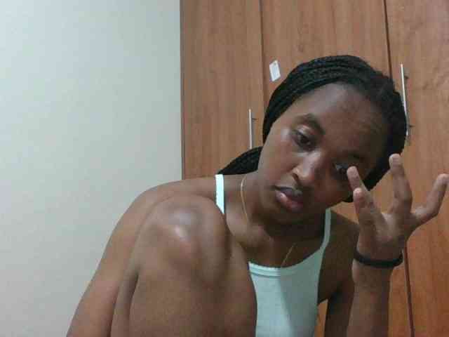 shanizz001 webcam