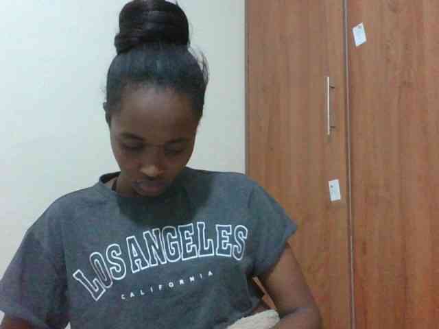 shanizz001 webcam