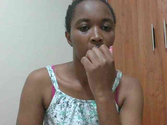 shanizz001 webcam