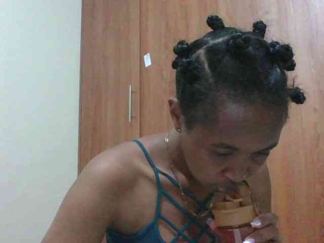 shanizz001 webcam