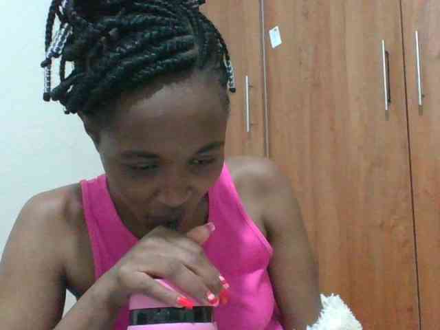 shanizz001 webcam