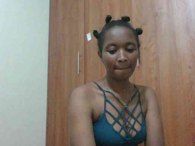 shanizz001 webcam