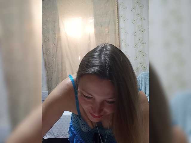 VselenaSun402 live cam on BongaCams