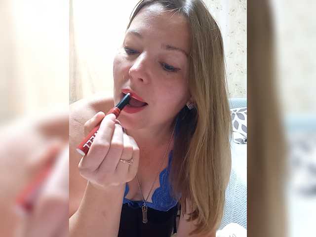 VselenaSun402 live cam on BongaCams