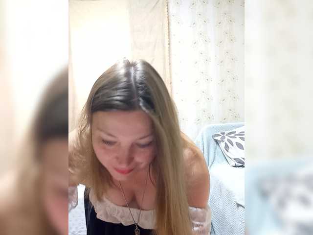 VselenaSun402 live webcam show