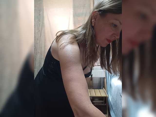 VselenaSun402 live webcam show