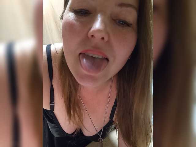 vselenasun402 live sex show