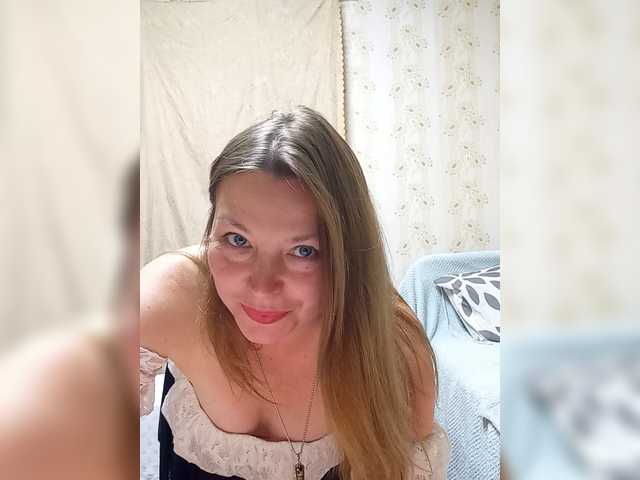 VselenaSun402 live webcam show