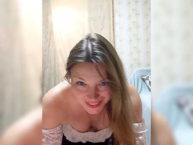 VselenaSun402 live webcam show