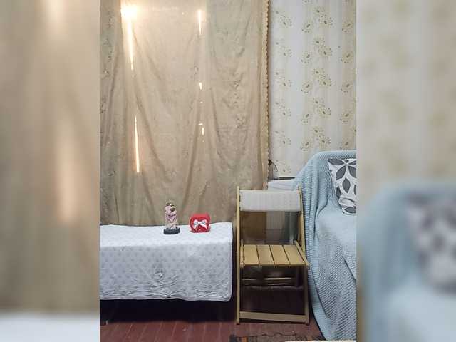 VselenaSun402 live webcam show