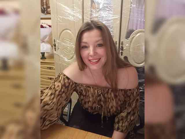 Modella: VselenaSun402