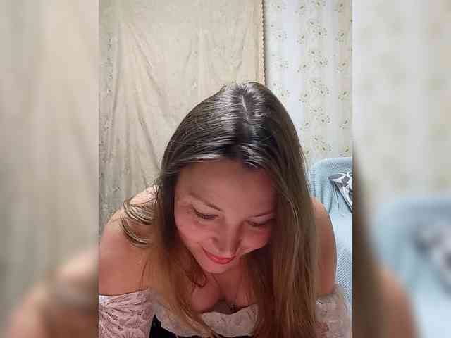 VselenaSun402 Sex Cam Show