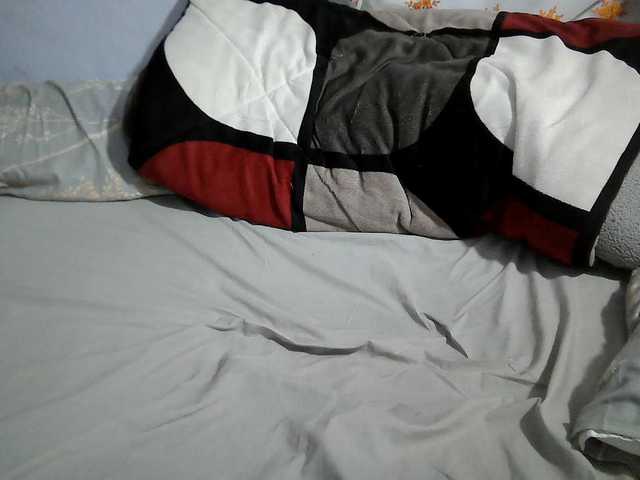 Tightpussy live cam on BongaCams