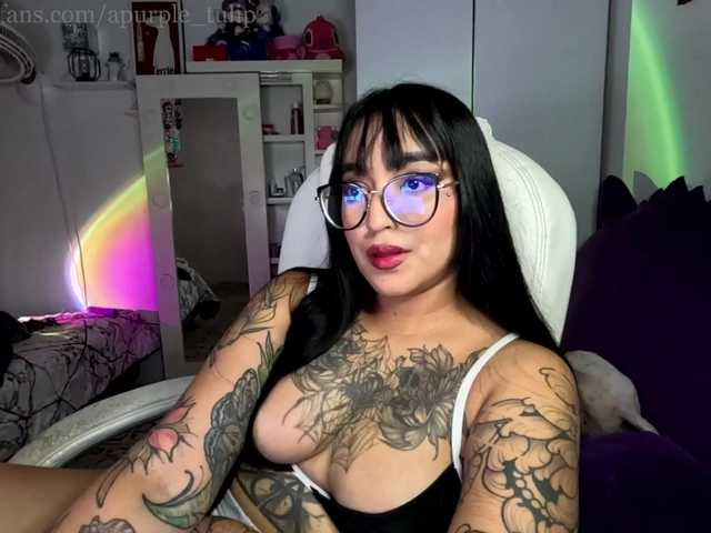 apurpletulip live cam on BongaCams