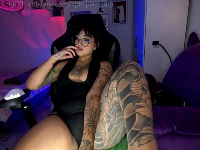 apurpletulip live cam on BongaCams