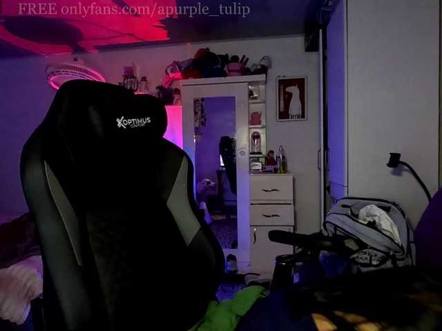 apurpletulip live cam on BongaCams