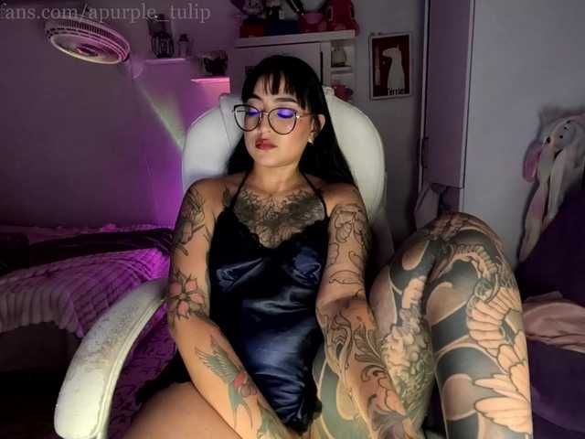 apurpletulip live cam on BongaCams