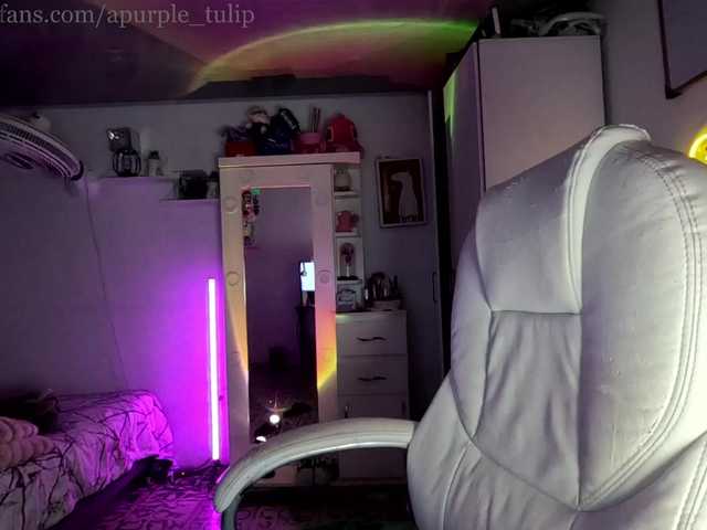 apurpletulip live cam on BongaCams