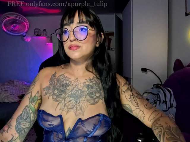 apurpletulip live cam on BongaCams