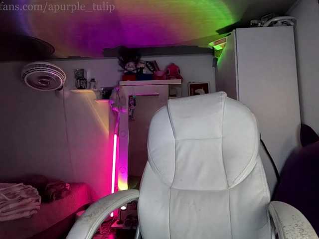 apurpletulip live cam on BongaCams