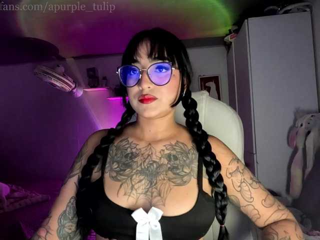 apurpletulip live cam on BongaCams