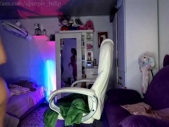 apurpletulip live cam on BongaCams