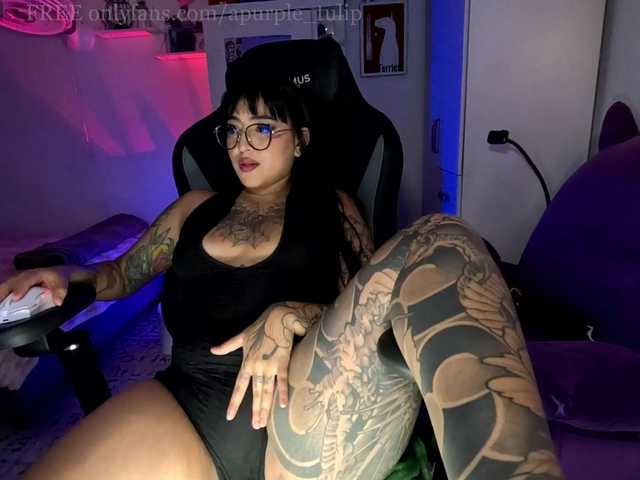 apurpletulip live cam on BongaCams