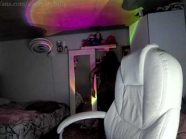 apurpletulip live cam on BongaCams