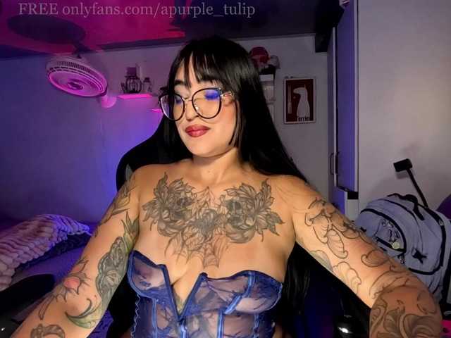 apurpletulip live cam on BongaCams