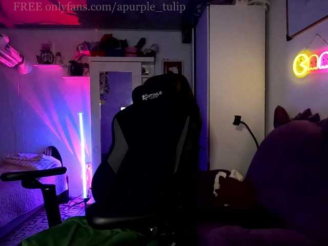 apurpletulip live cam on BongaCams