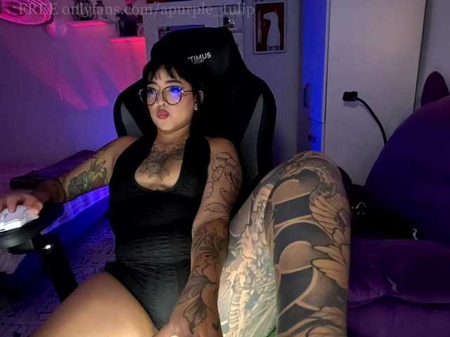 apurpletulip live cam on BongaCams
