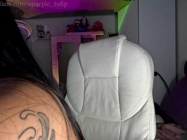 apurpletulip live cam on BongaCams