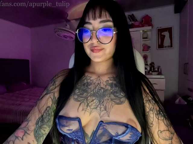 apurpletulip live cam on BongaCams
