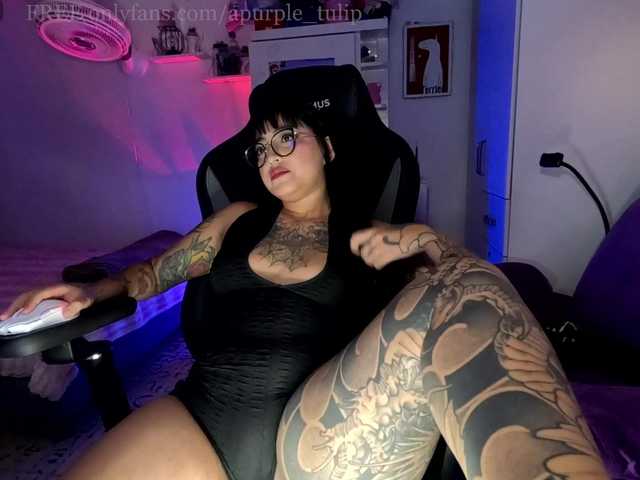apurpletulip live cam on BongaCams