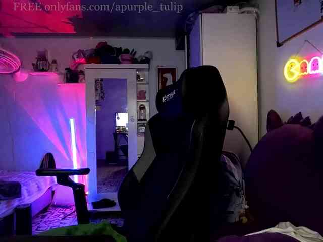 apurple-tulip webcam